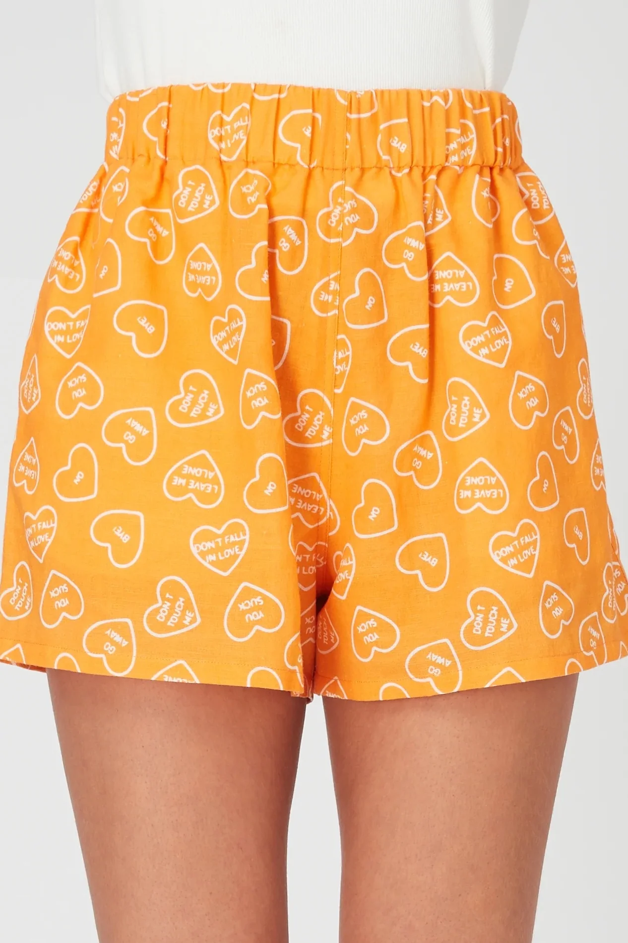 Summi summi linen shorts - orange dumb love print