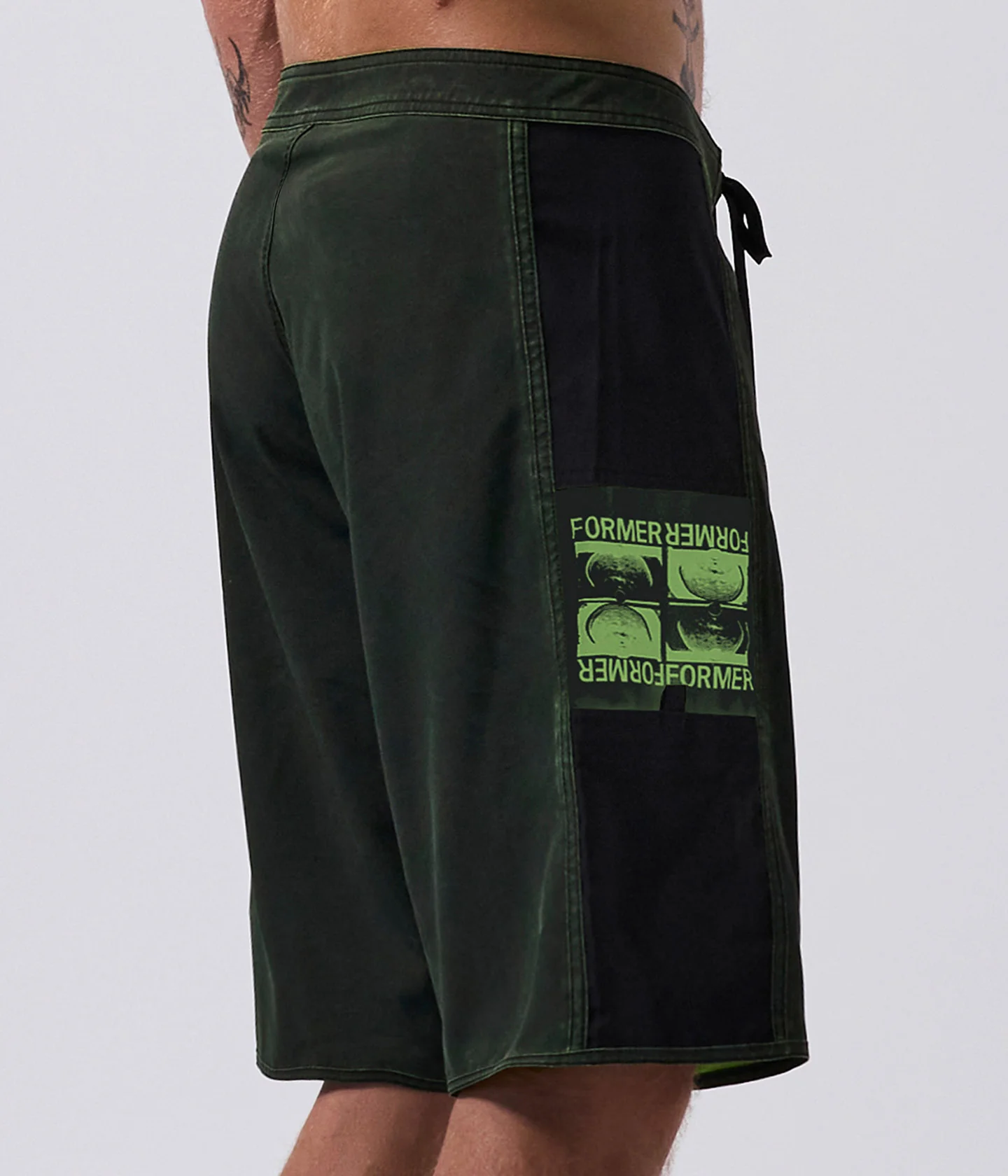 FORMER Manners 20' trunk - Black/lime