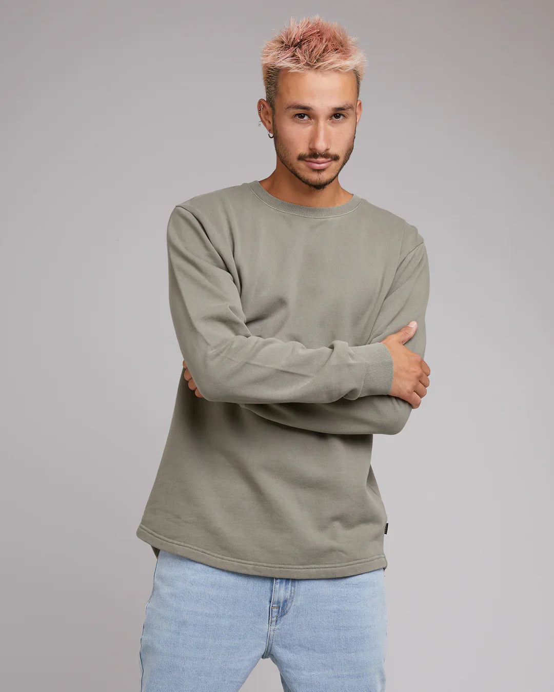 Silent Theory Curved Hem Crew Khaki