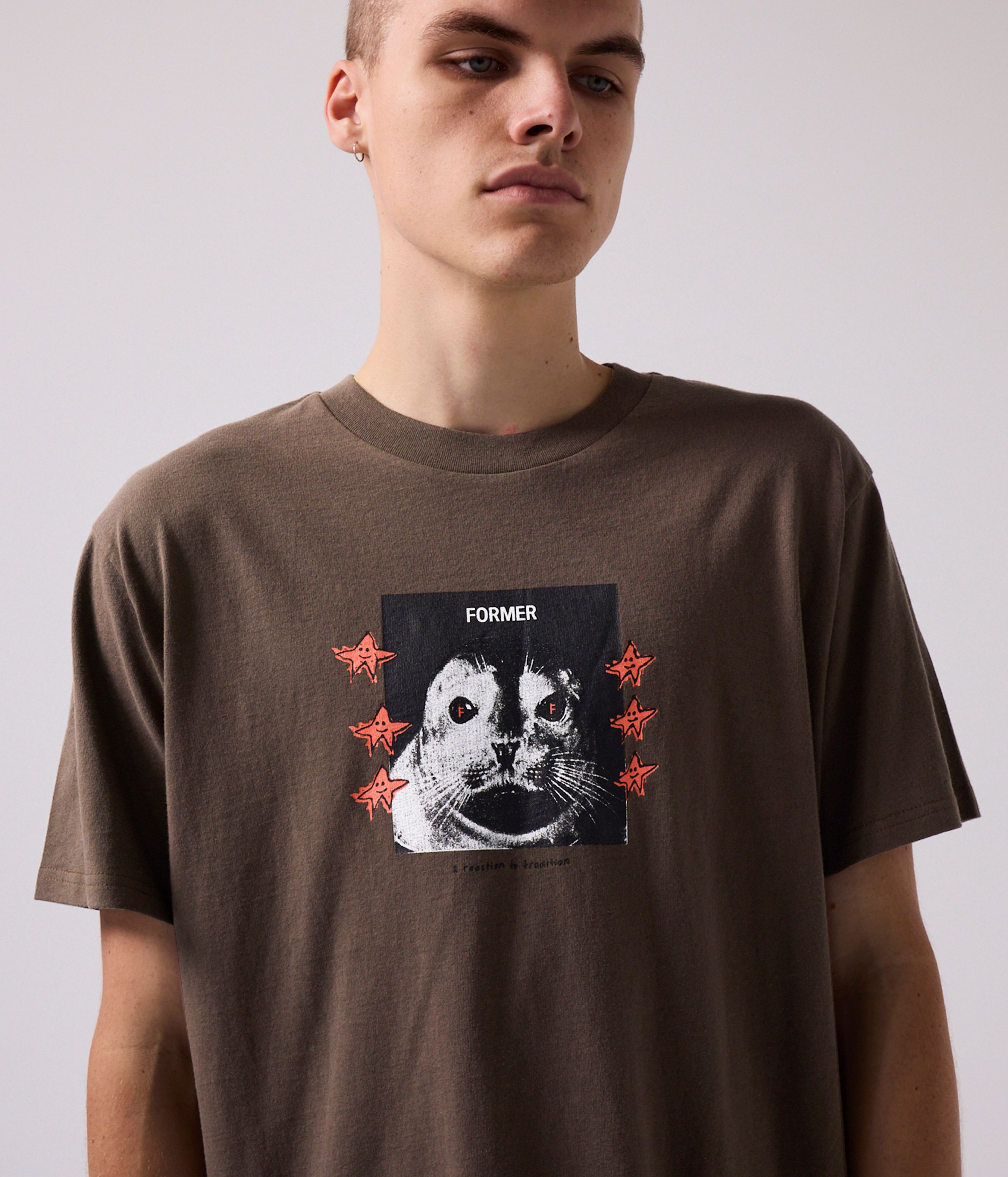 FORMER Pup star t-shirt - Pecan