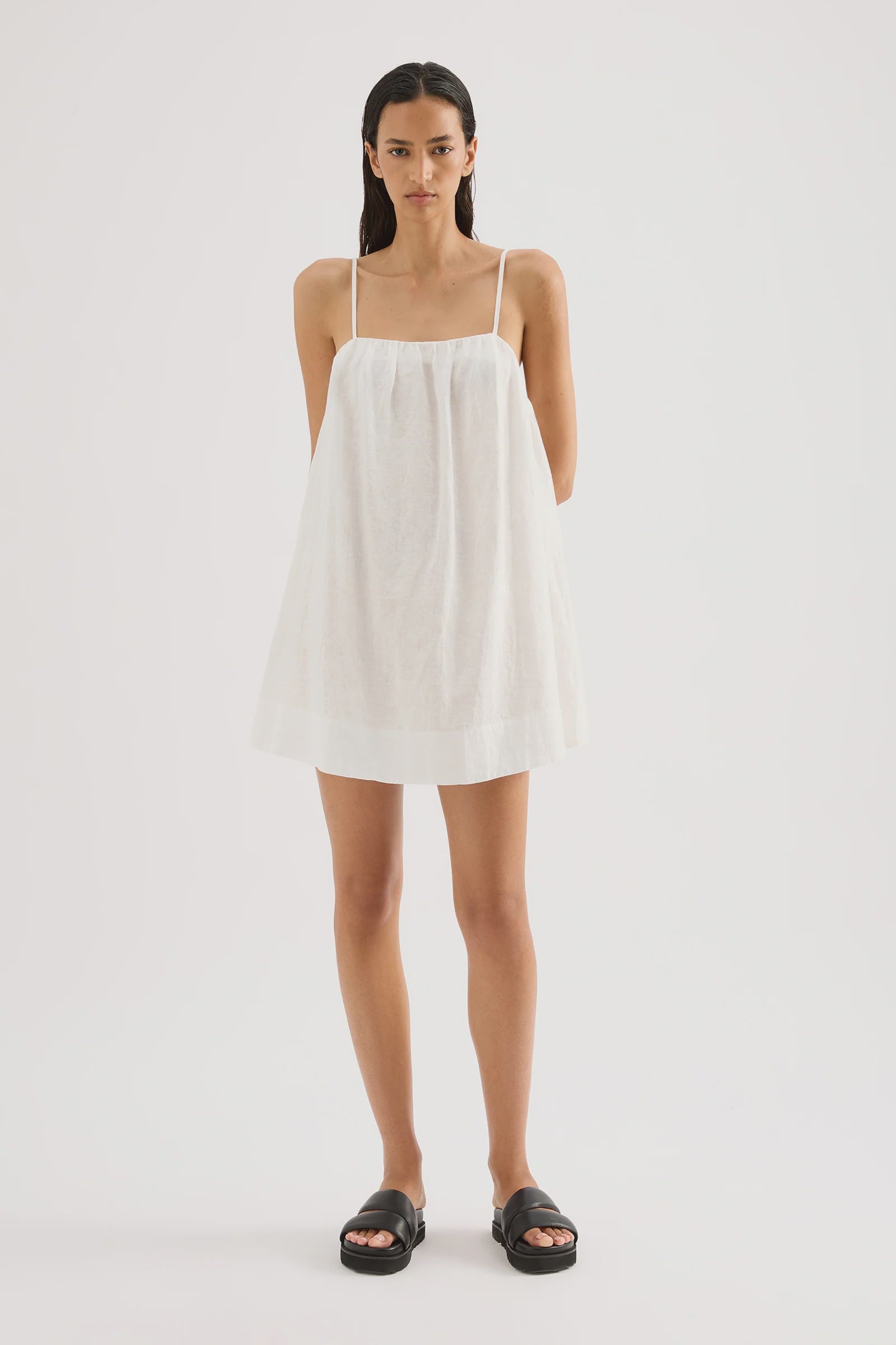 Nude Lucy Lounge Linen Dress White