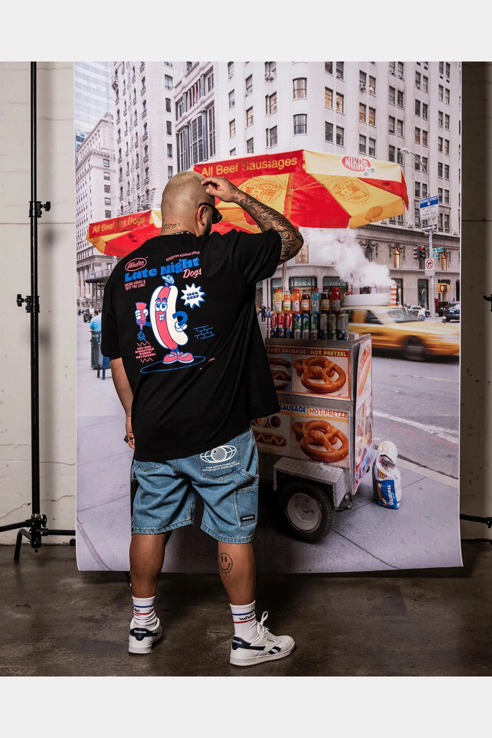 WNDRR Hot dog box fit tee - Black